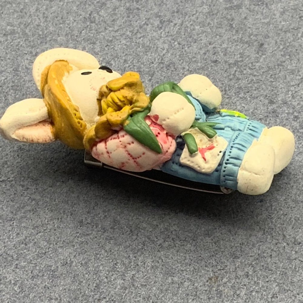 Bunny Overalls Pin Brooch Easter Rabbit Flowers - Picture 5 of 7